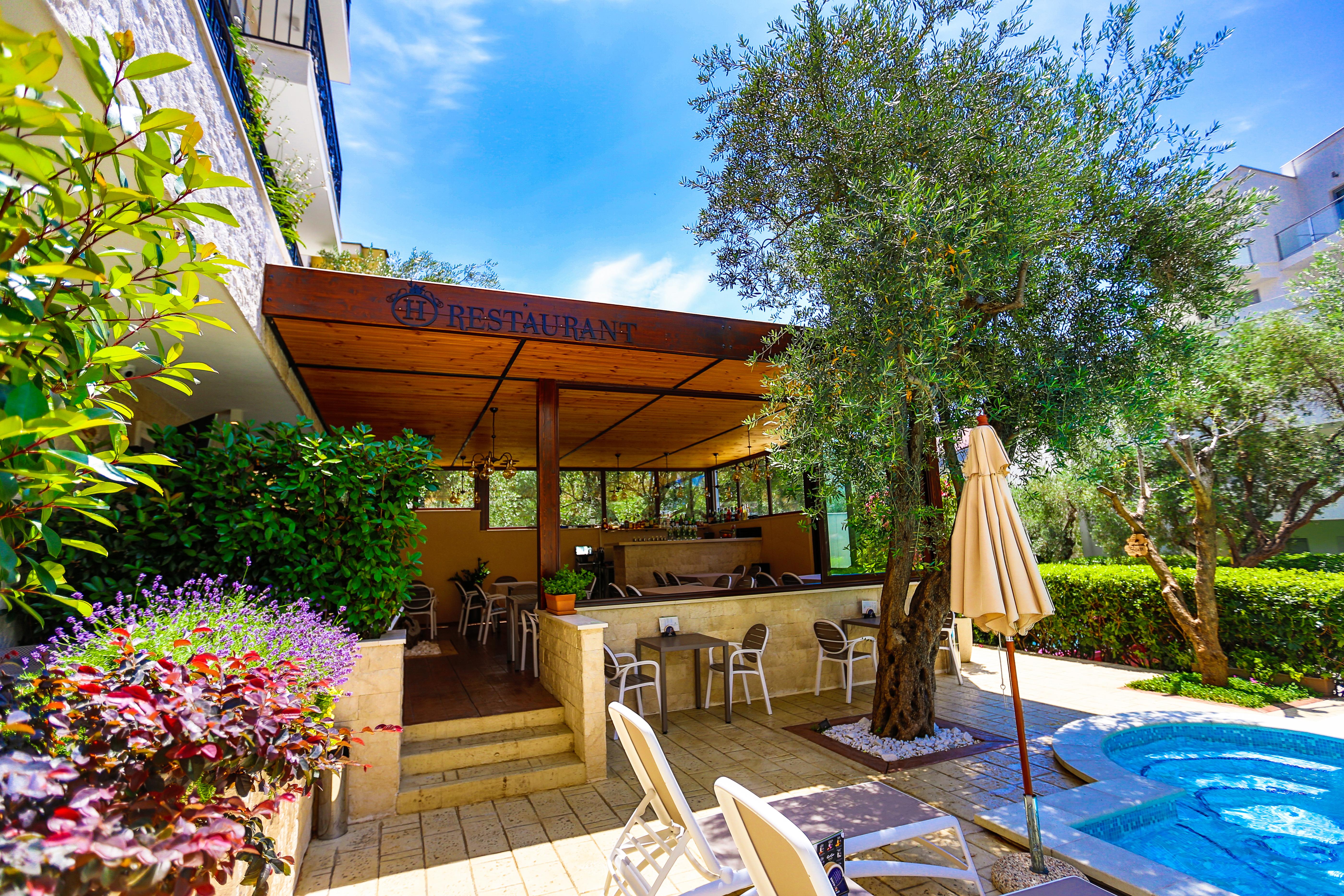 Hotel Harmony By Aycon Petrovac Exterior foto